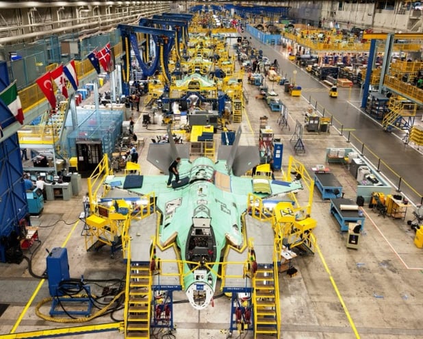 Surface Prep Options for Aerospace Composite Bonding: A Guide for Manufacturing Engineers