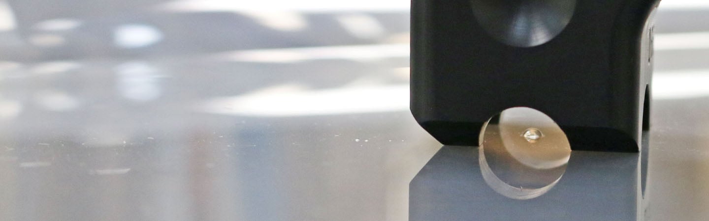 surface-analyst-sa3001-droplet-on-film-close-up-banner-product