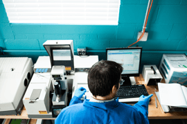 bill-in-lab