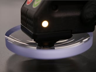 surface-analyst-measuring-on-concave-surface