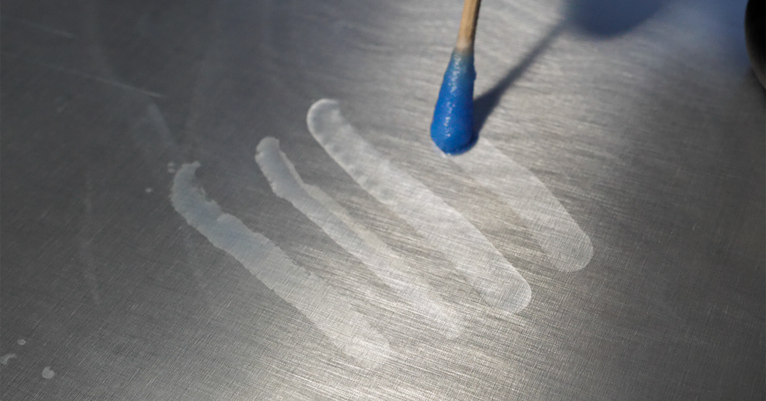 Surface Analyst vs. Dyne Inks: Which is the Better Solution for Surface Testing?