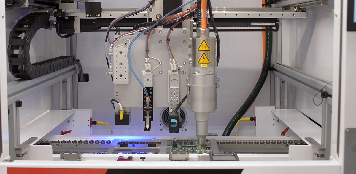 Plasma Treatment Station with Automated, Inline Validation - The Surface Analyst XA